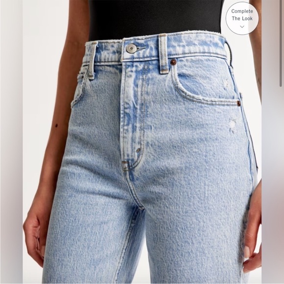 Abercrombie & Fitch Straight High Rise Jeans - Picture 2 of 7